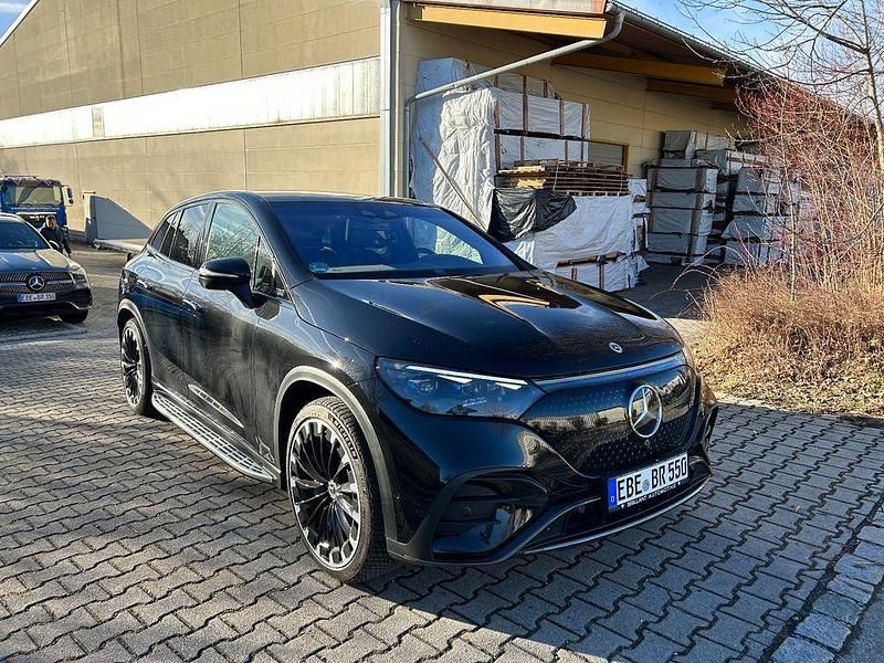 Schwarz Gebraucht 2023 Mercedes EQE500 AMG line SUV | 77.000 € (Teuer) - Bild 1/4