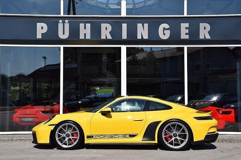 Gelb Gebraucht 2021 Porsche 992 Sport | 184.900 € (Superpreis) - Bild 1/4