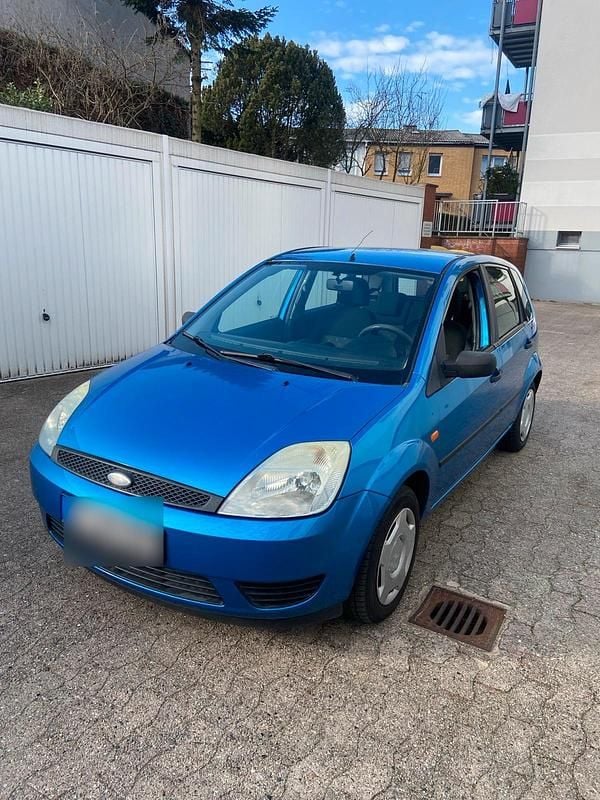Gebraucht Ford Fiesta 58 PS (42 kW) 2003 Blau Kleinwagen