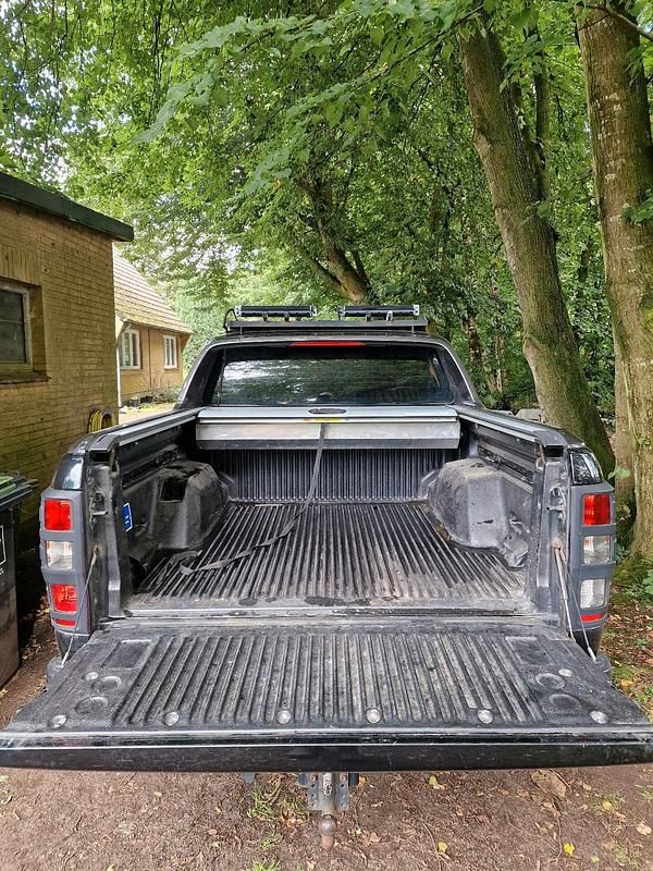 Gebraucht Ford Ranger 200 PS (147 kW) 2016 Schwarz Pickup