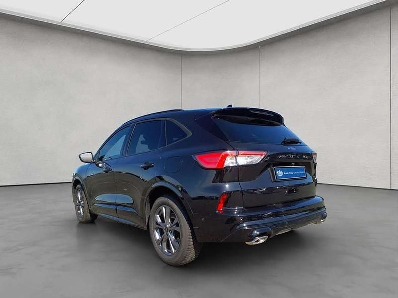 Gebraucht Ford Kuga ST-Line X 151 PS (111 kW) 2023 Agate black metallic SUV