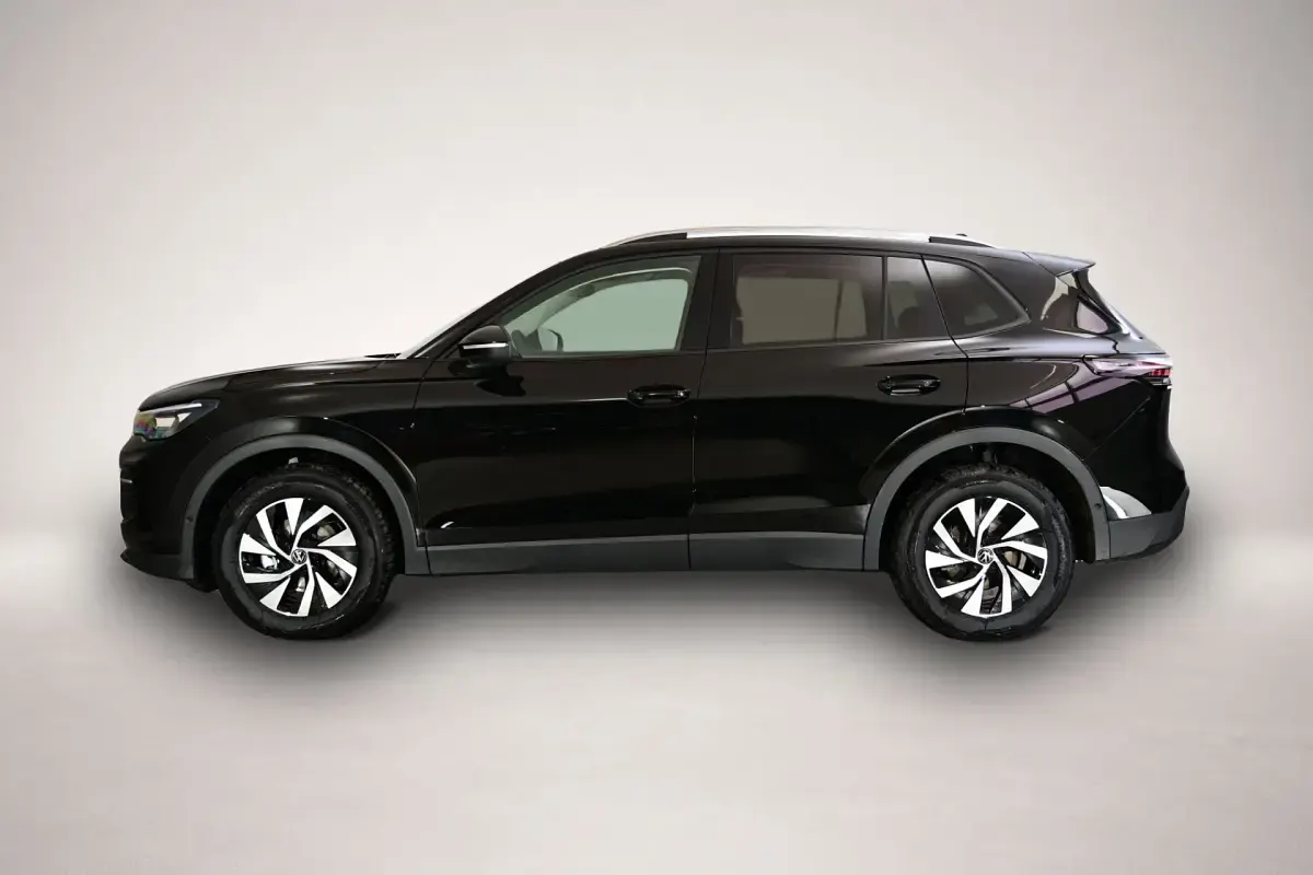 Neu VW Tiguan 150 PS (110 kW) 2026 Schwarz SUV