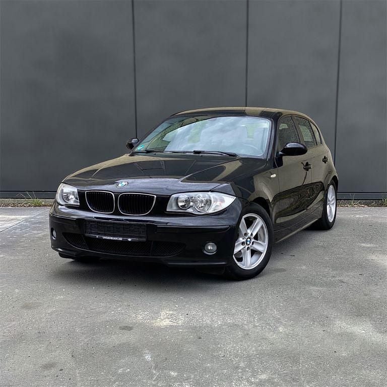 Gebraucht BMW 118 129 PS (94 kW) 2005 Schwarz Kleinwagen