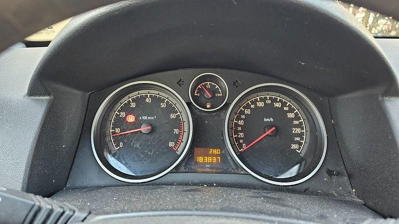 Gebraucht Opel Astra Edition 90 PS (66 kW) 2005 Blau Kombi