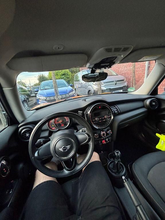 Gebraucht Mini ONE 102 PS (75 kW) 2015 Orange Kleinwagen