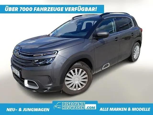 Platiniumgrau metallic Gebraucht 2021 Citroën C5 Aircross Feel SUV | 18.479 € (Guter Preis) - Bild 1/4