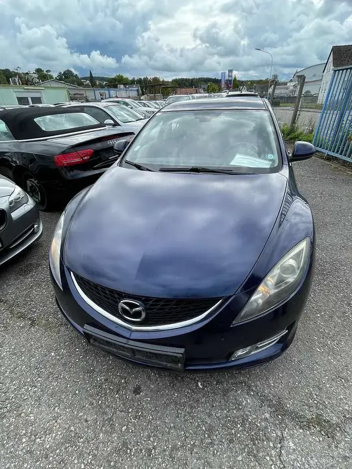 Gebraucht Mazda 6 Comfort 125 PS (91 kW) 2010 Stormy blau mica Kleinwagen