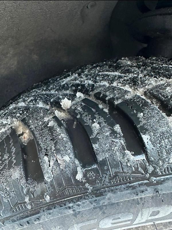 Gebraucht VW Touran 140 PS (102 kW) 2012 Braun Van / Kleinbus