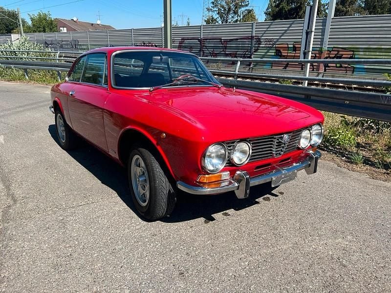 Gebraucht 1975 Alfa Romeo 2000 Coupé | 31.500 € - Bild 1/4