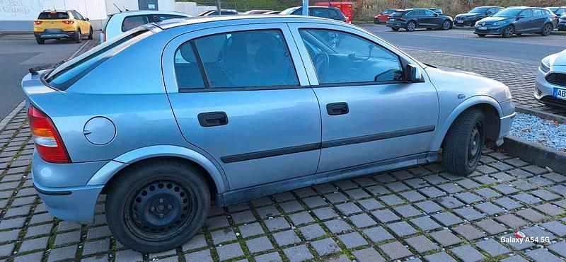 Second-hand Opel Astra 1999 Argintiu Berlinǎ