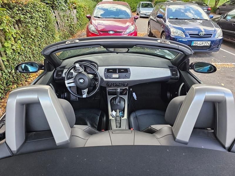 Schwarz Gebraucht 2005 BMW Z4 Cabrio | 7.690 € (Fairer Preis) - Bild 1/4