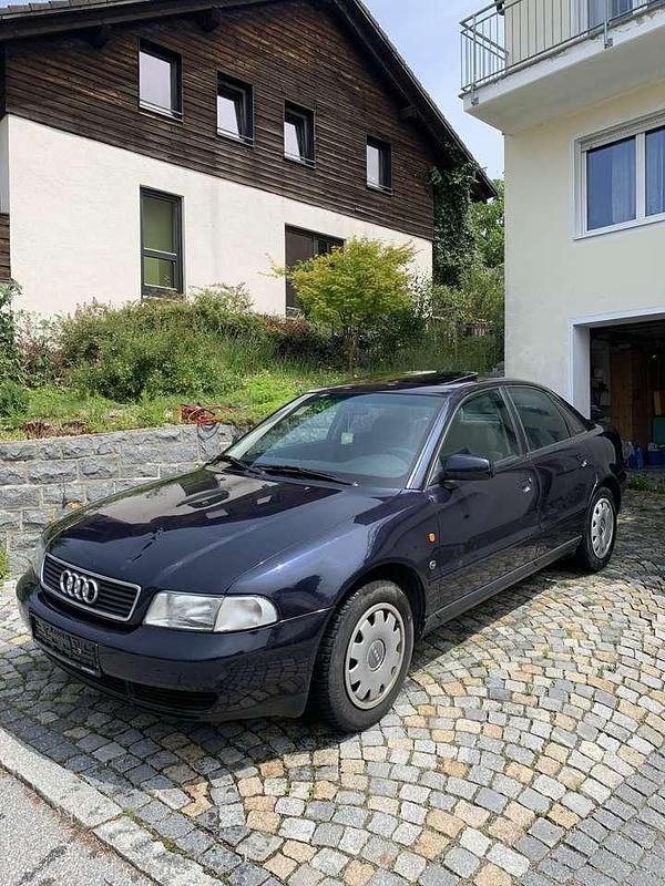 Gebraucht Audi A4 101 PS (74 kW) 1997 Limousine
