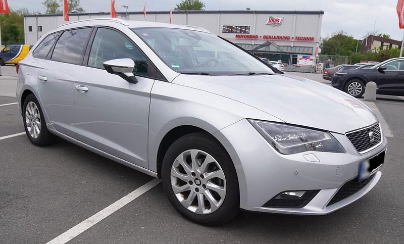 Second-hand Seat Leon ST Style 110 CP (80 kW) 2016 Argintiu Break
