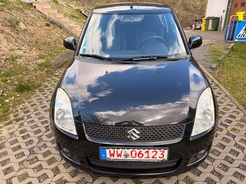 Gebraucht Suzuki Swift Limited 92 PS (67 kW) 2009 Braun Kleinwagen