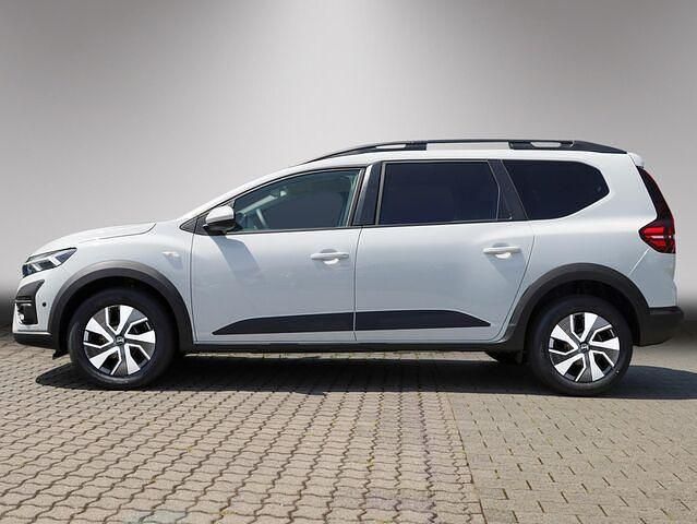Gebraucht Dacia Jogger Expression 101 PS (74 kW) 2025 Weiß (arktisweiß (weiß)) Van / Kleinbus