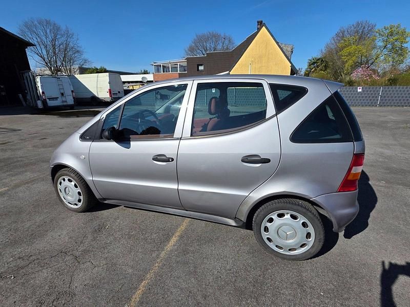 Gebraucht Mercedes A140 81 PS (59 kW) 2000 Silber Kleinwagen