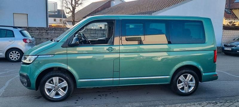 Gebraucht VW Multivan Generation Six 150 PS (110 kW) 2021 Grau Van