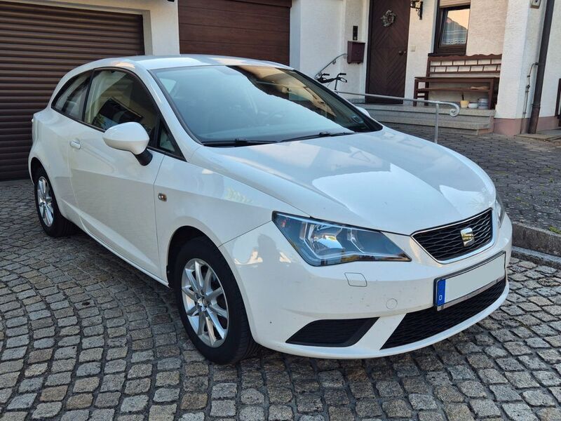 Weiß Gebraucht 2016 Seat Ibiza SC Style Kleinwagen | 9.500 € (Fairer Preis) - Bild 1/4
