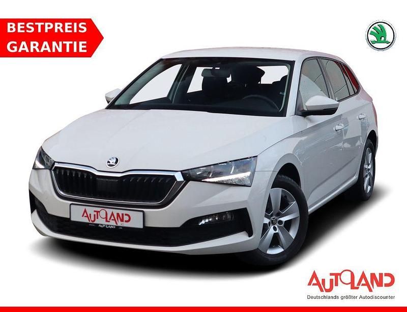 Gebraucht Skoda Scala 95 PS (69 kW) 2020 Weiß Kleinwagen