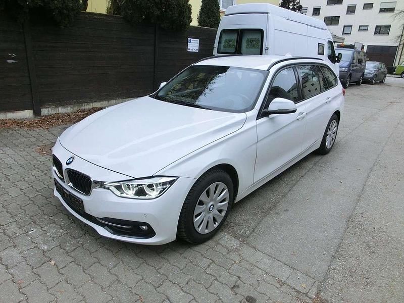 Gebraucht BMW 320 Sport Line 190 PS (139 kW) 2018 Weiß Kombi