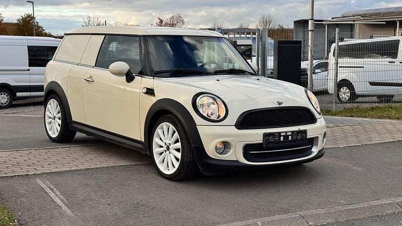Gebraucht Mini Clubvan 122 PS (89 kW) 2014 Weiß Kleinwagen