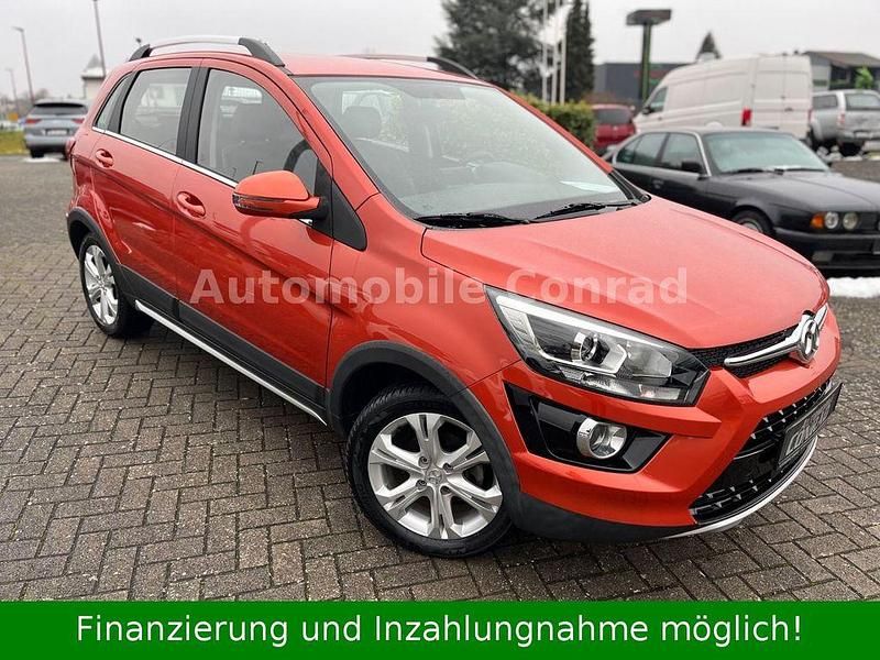 Gebraucht Baic X25 111 PS (81 kW) 2019 Orange Limousine