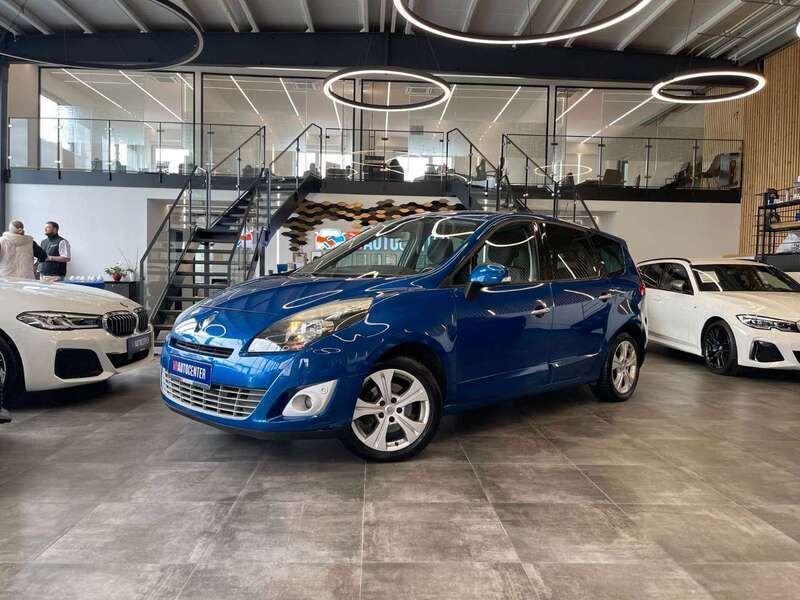 Extremblau Gebraucht 2011 Renault Grand Scénic III Dynamique Van / Kleinbus | 6.799 € (Fairer Preis) - Bild 1/4