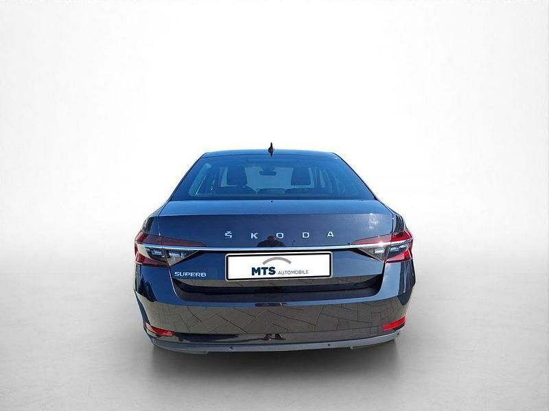 Gebraucht Skoda Superb Style 150 PS (110 kW) 2019 Schwarz Limousine
