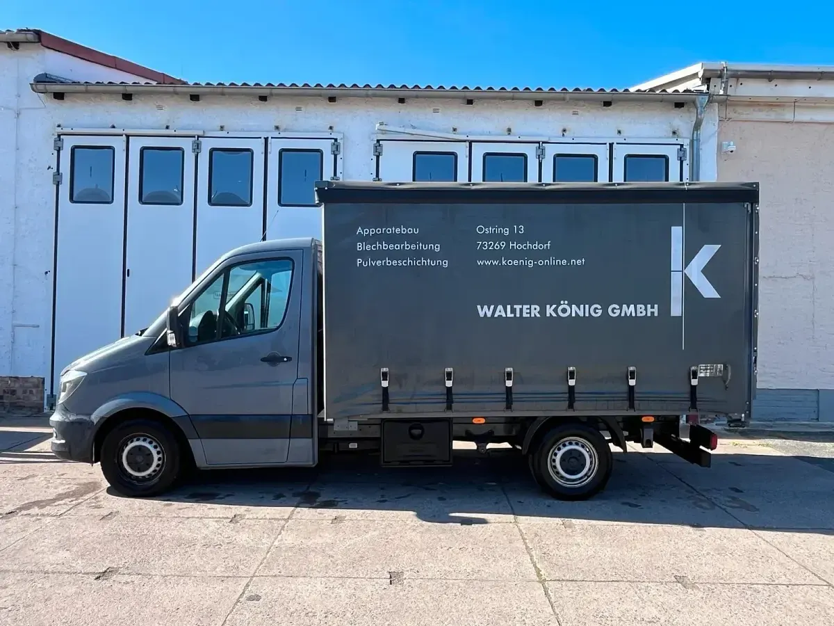Second-hand Mercedes Sprinter 143 CP (105 kW) 2018 Gri Van