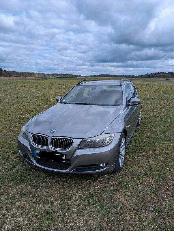 Gebraucht BMW 330 245 PS (180 kW) 2009 Kombi