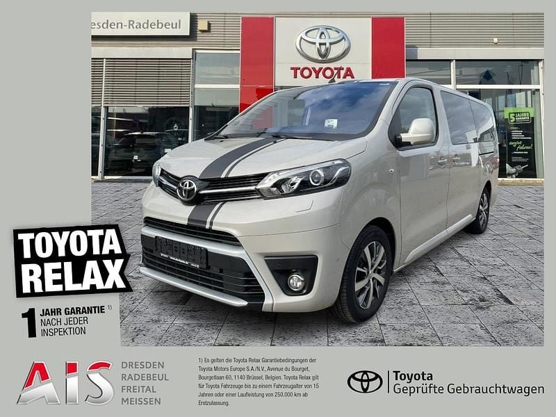 Sandstein metallic Gebraucht 2021 Toyota Proace Verso Executive Kombi | 37.990 € (Fairer Preis) - Bild 1/3