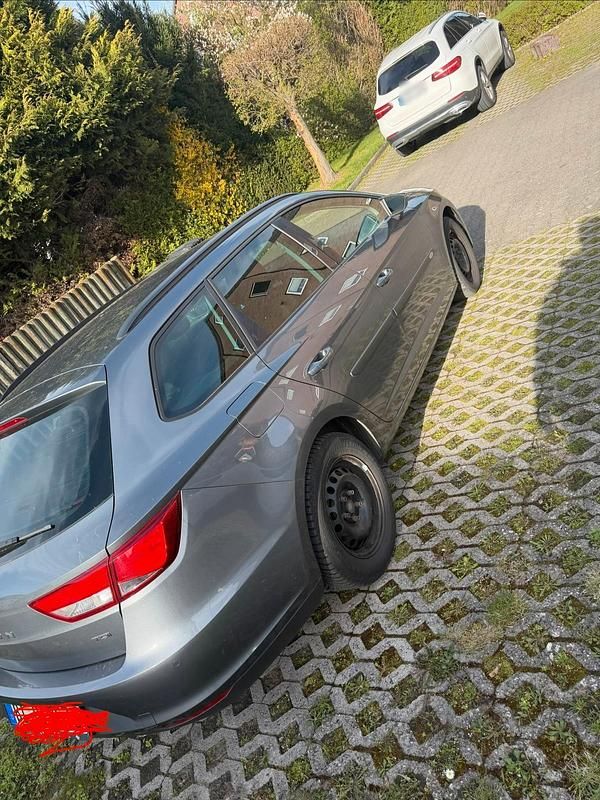 Gebraucht Seat Leon ST 110 PS (80 kW) 2016 Grau Kombi