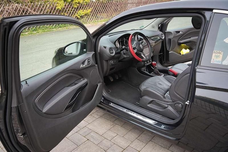 Gebraucht Opel Adam Glam 101 PS (74 kW) 2013 Schwarz Kleinwagen