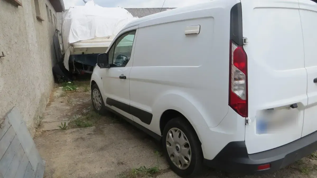 Gebraucht Ford Transit Connect 120 PS (88 kW) 2017 Weiß Van / Kleinbus