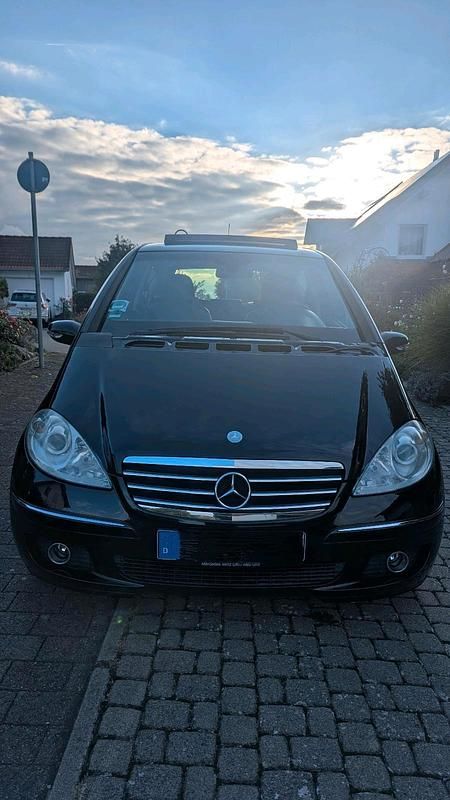 Schwarz Gebraucht 2005 Mercedes A170 Avantgarde Kleinwagen | 2.750 € (Fairer Preis) - Bild 1/4