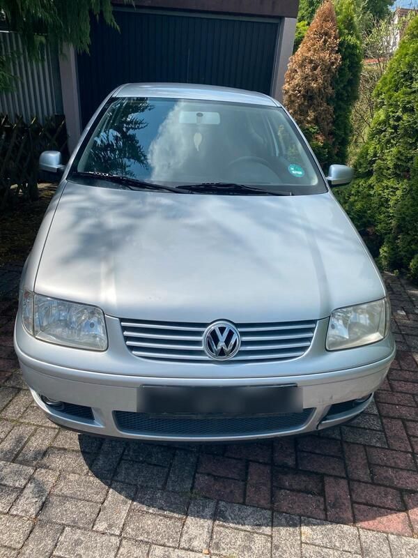 Silber Gebraucht 2000 VW Polo Kleinwagen | 1.800 € (Etwas zu teuer) - Bild 1/4