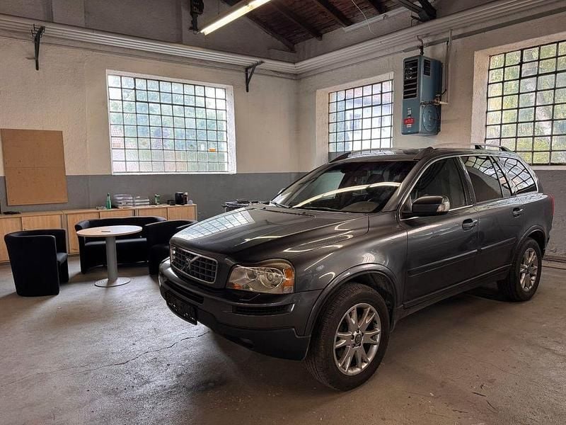 Grau Gebraucht 2007 Volvo XC90 Summum SUV | 6.000 € (Fairer Preis) - Bild 1/4