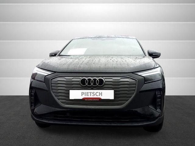 Schwarz Gebraucht 2024 Audi Q4 Sportback e-tron Ambiente SUV | 46.430 € (Fairer Preis) - Bild 1/4