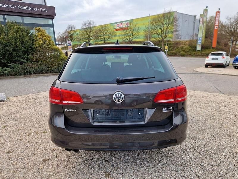 Gebraucht VW Passat 140 PS (102 kW) 2014 Braun Kombi