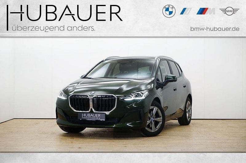Grün Gebraucht 2022 BMW 225 Active Tourer Van / Kleinbus | 31.990 € (Fairer Preis) - Bild 1/4