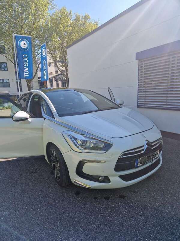 Gebraucht 2012 Citroën DS5 So Chic Kleinwagen | 6.750 € (Superpreis) - Bild 1/4