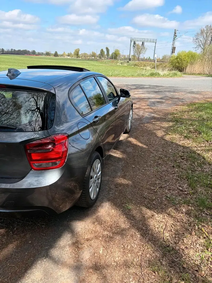 Brugt BMW 114 2012 Grå Hatchback
