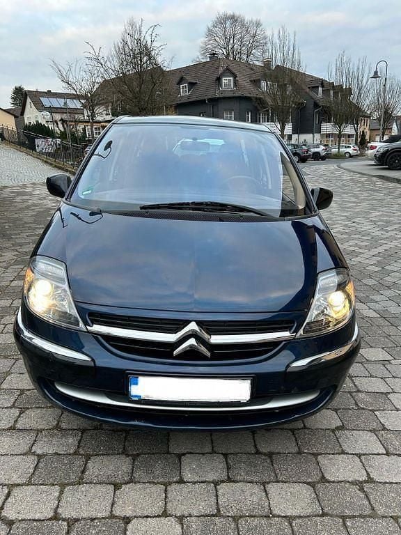 Blau Gebraucht 2013 Citroën C8 SELECTION Van / Kleinbus | 7.500 € - Bild 1/4
