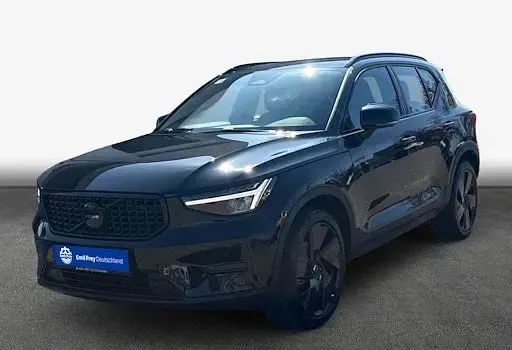Gebraucht Volvo XC40 Plus 163 PS (119 kW) 2025 Schwarz SUV