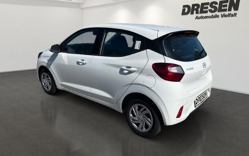 Neu Hyundai i10 Select 63 PS (46 kW) 2025 Weiss Kleinwagen
