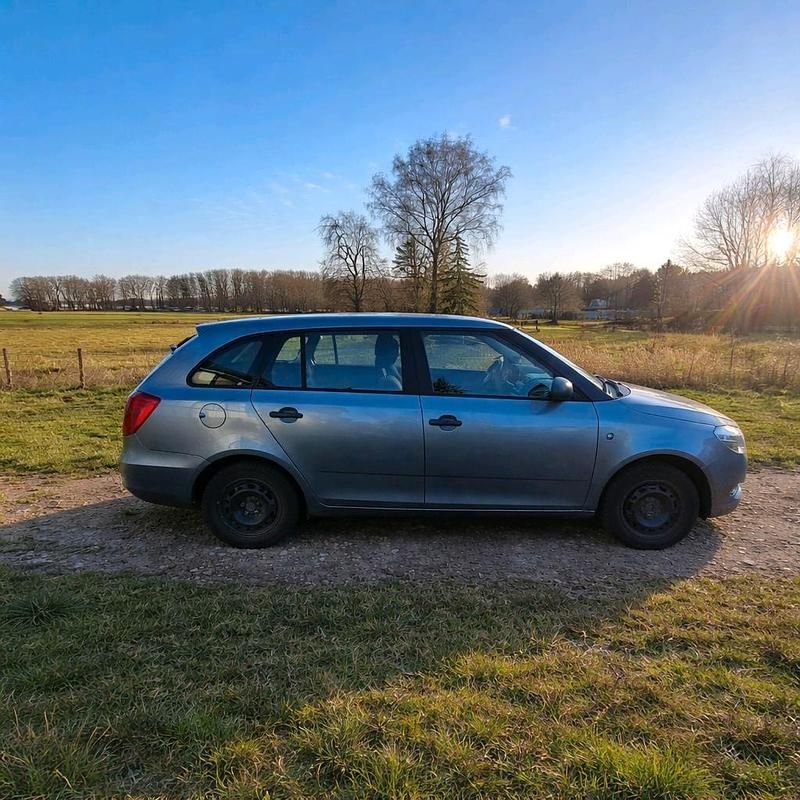 Gebraucht Skoda Fabia 2013 Silber Kombi