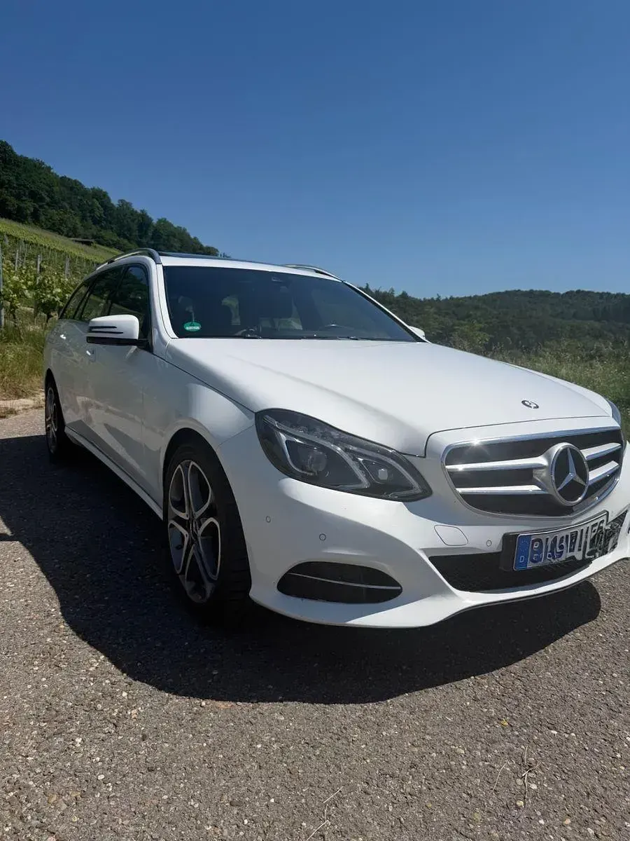 Gebraucht Mercedes E250 Avantgarde 204 PS (150 kW) 2014 Weiß Kombi