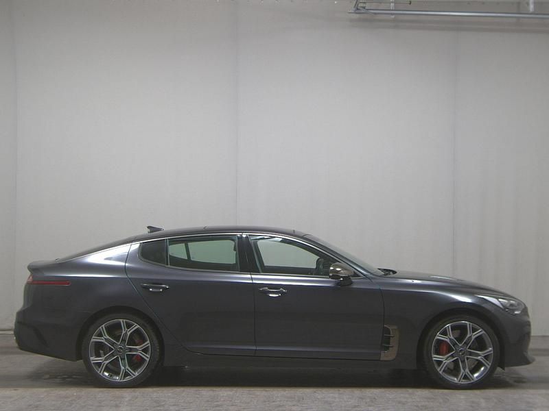 Schwarz Gebraucht 2019 Kia Stinger Kleinwagen | 30.780 € (Guter Preis) - Bild 1/4