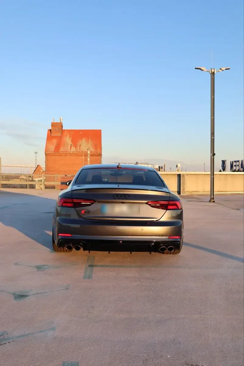 Gebraucht Audi S5 Ambiente 354 PS (260 kW) 2018 Grau Coupé