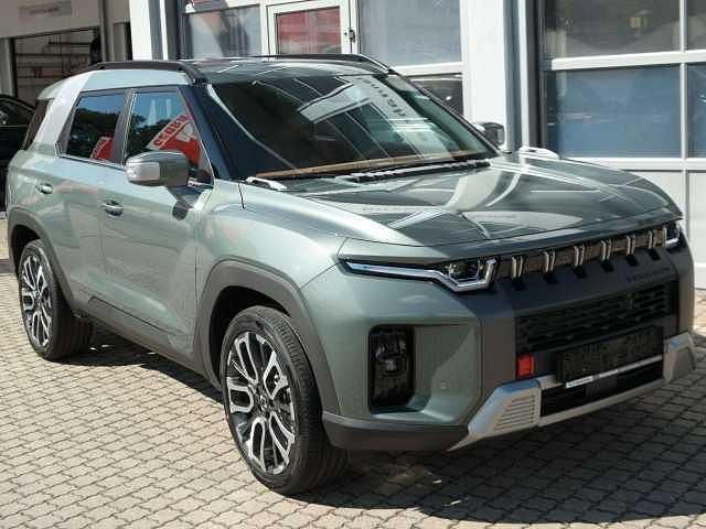 Forest green Neu 2025 Ssangyong Torres SUV | 43.990 € - Bild 1/4